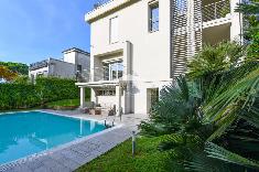 Villa in vendita in DESENZANO DEL GARDA (BS)